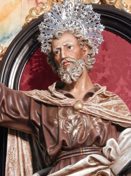 Interior de la Iglesia · 12