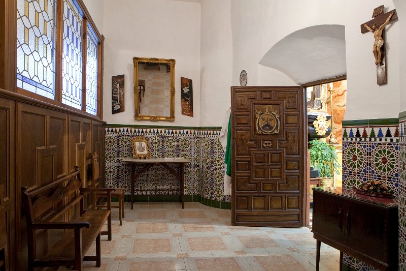 Interior de la Iglesia · 23